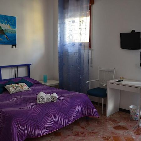 A Due Passi Da Erice B&B Ruang foto